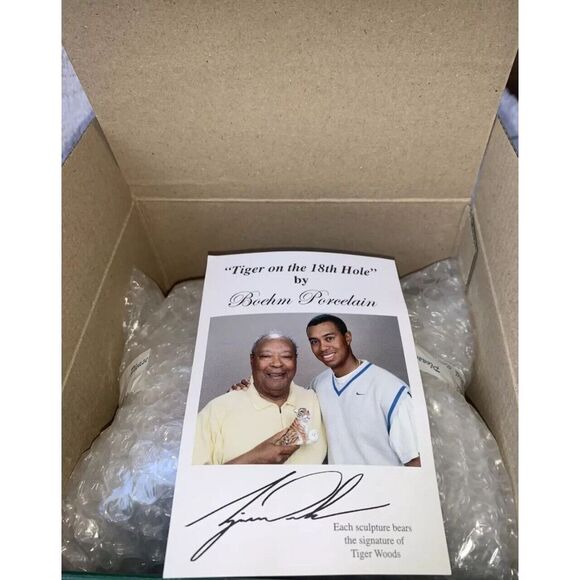 Tiger Woods Foundation tiger figurine with ball. 2018 - Picture 3 of 5